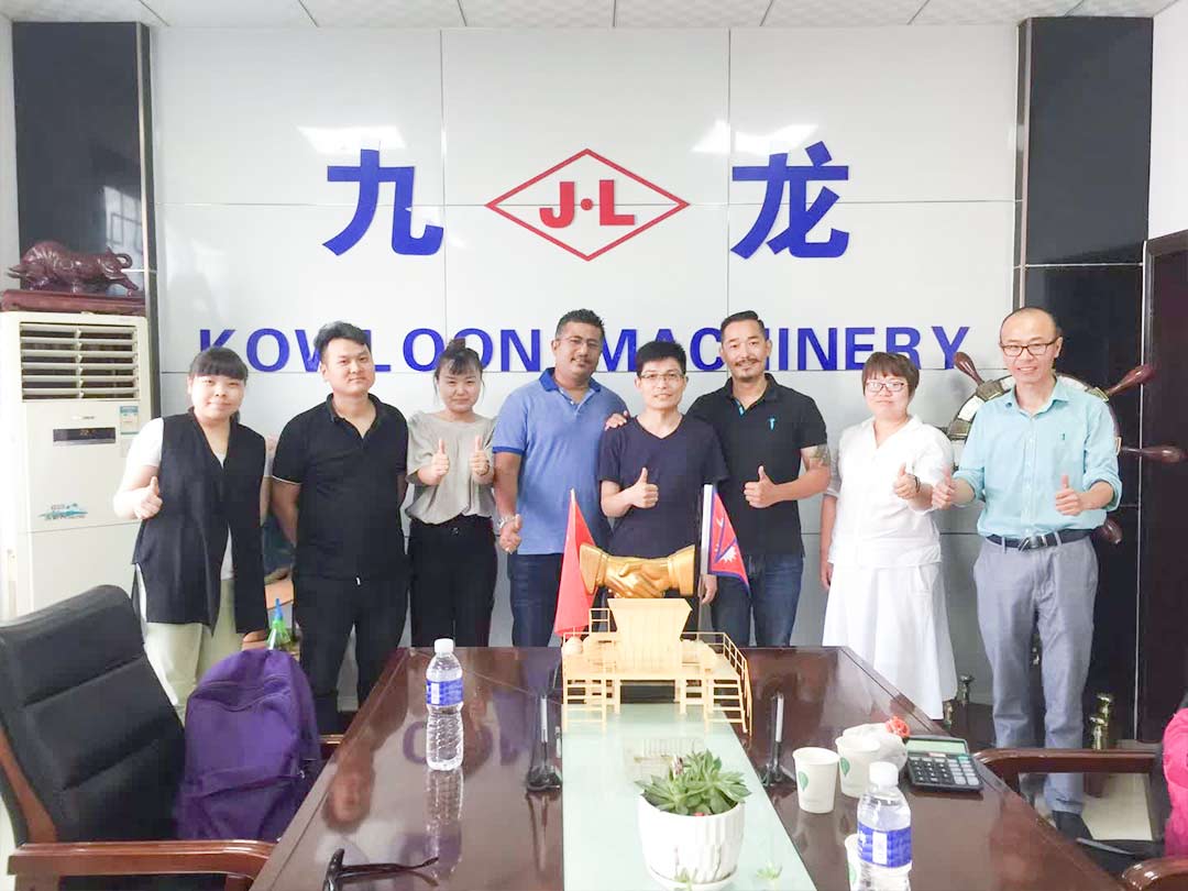 九龍機械與尼泊爾客戶合（hé）作