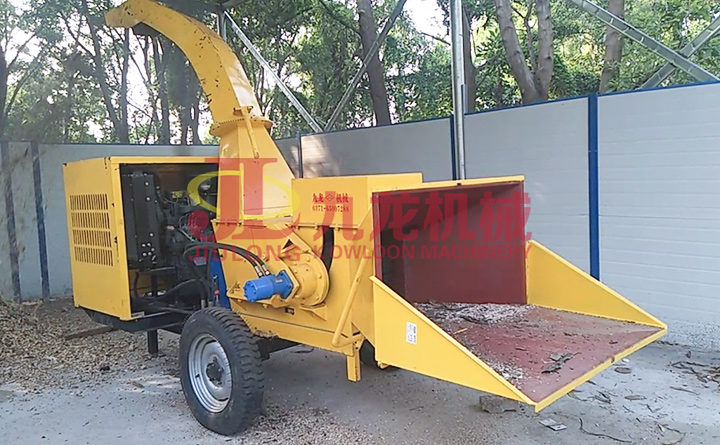 小（xiǎo）型樹枝粉碎機