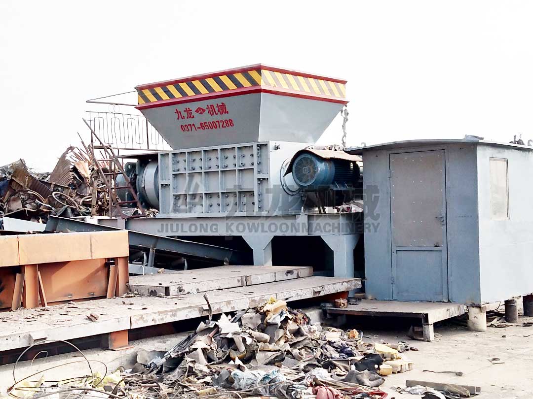 廢鐵撕碎機（jī）